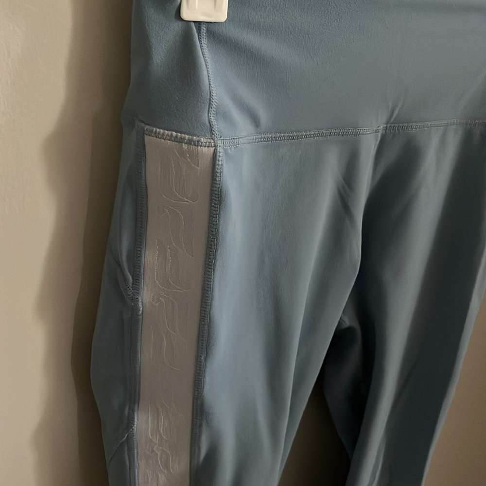 Fabletics Leggings Light Blue - image 4